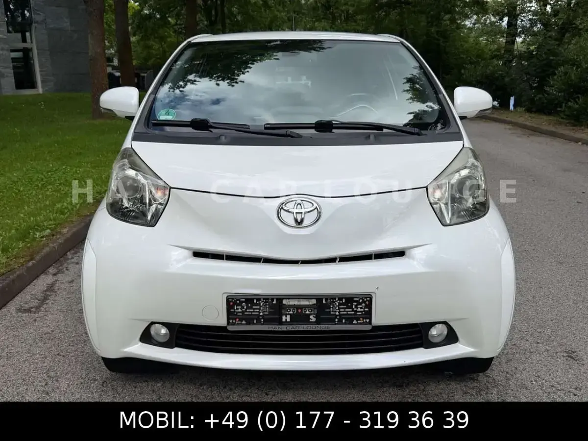 Gebraucht Toyota iQ 68 PS (50 kW) 2009 Weiß Kleinwagen