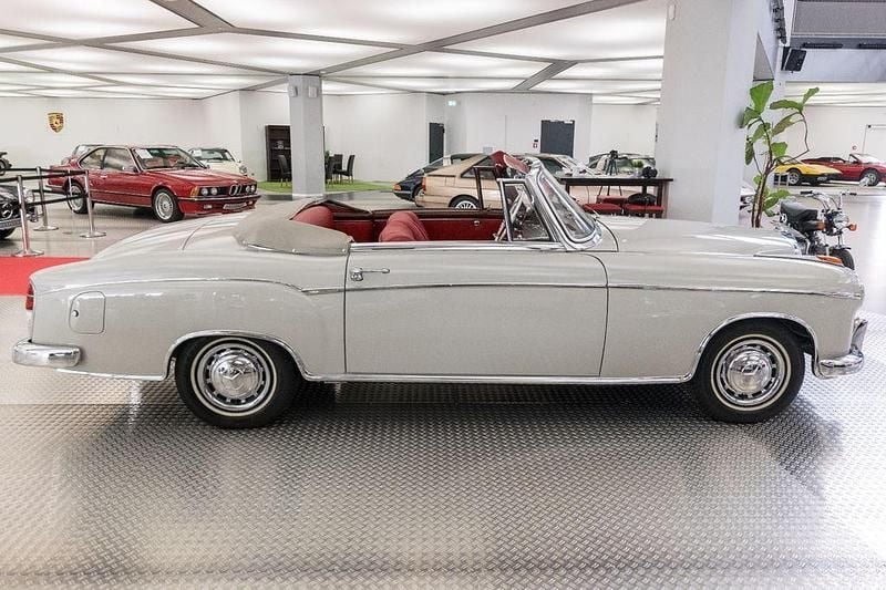 Gebraucht Mercedes 220 101 PS (74 kW) 1957 Grau Cabrio