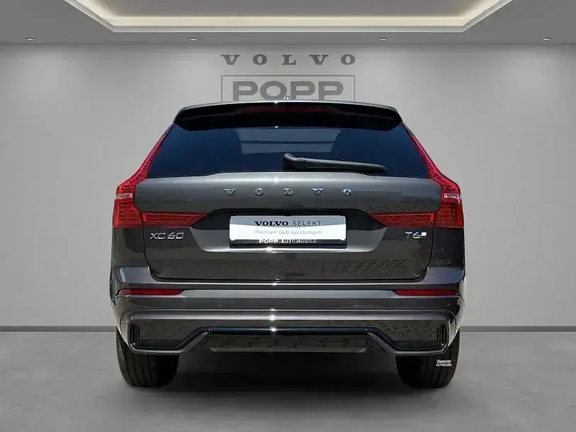 Gebraucht Volvo XC60 Plus 253 PS (186 kW) 2025 Platinum grey / metallic SUV