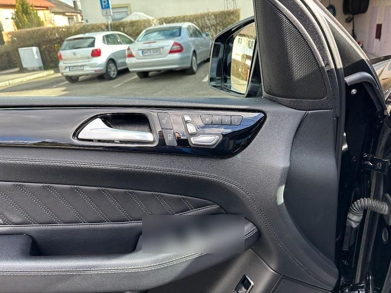 Gebraucht Mercedes GLE500 AMG line 455 PS (334 kW) 2016 Schwarz SUV