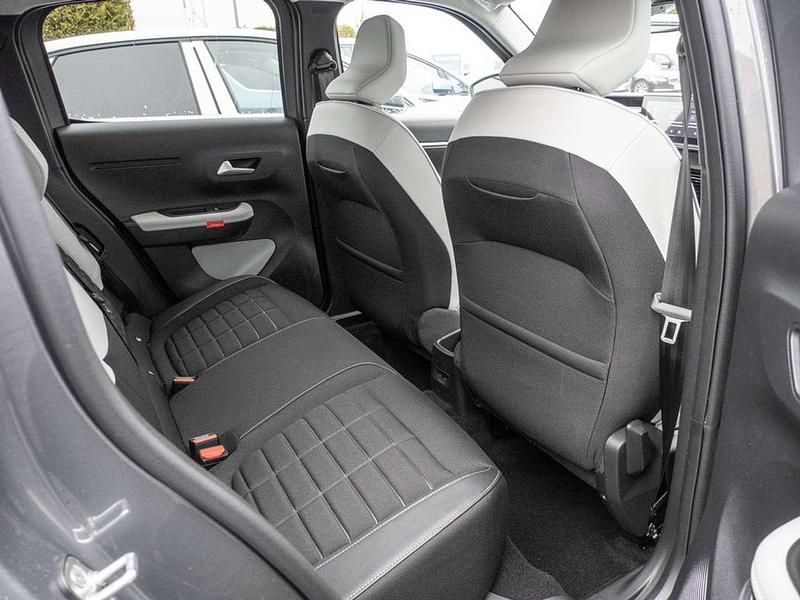 Neu Citroën C3 PureTech 101 PS (74 kW) 2025 Farbe grun turquoise/typ ausse Kleinwagen