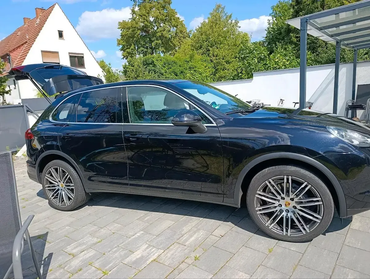 Gebraucht Porsche Cayenne 262 PS (192 kW) 2015 Schwarz SUV