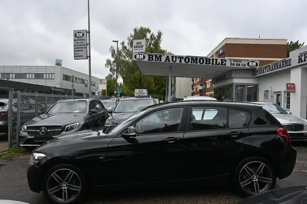 Gebraucht BMW 116 Sport Line 136 PS (100 kW) 2014 Schwarz Kleinwagen
