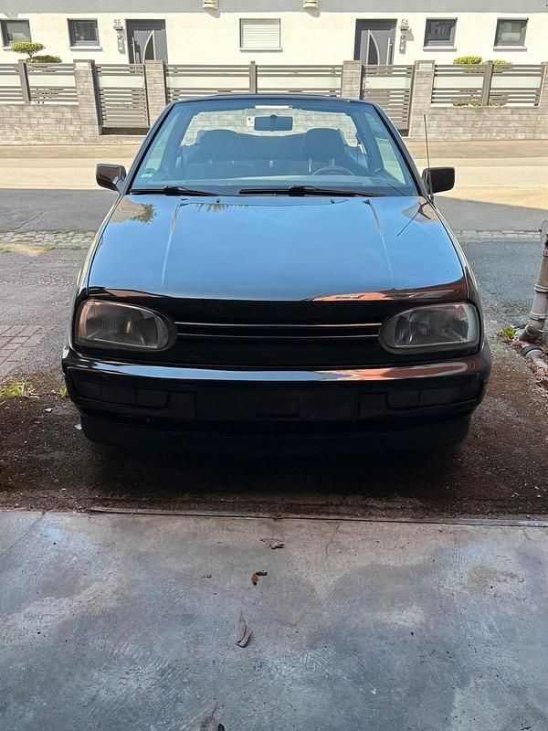 Gebraucht VW Golf Cabriolet 75 PS (55 kW) 1997 Schwarz Cabrio