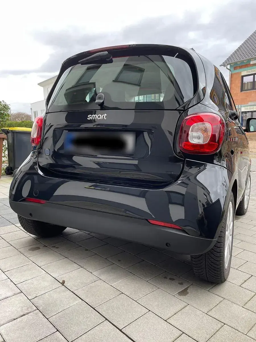 Gebraucht Smart ForTwo Coupé 60 kW (82 PS) 2021 Schwarz Coupé