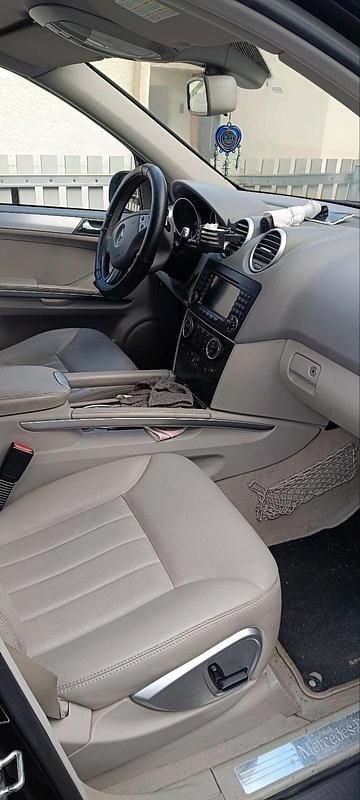 Gebraucht Mercedes ML280 190 PS (139 kW) 2007 Schwarz SUV