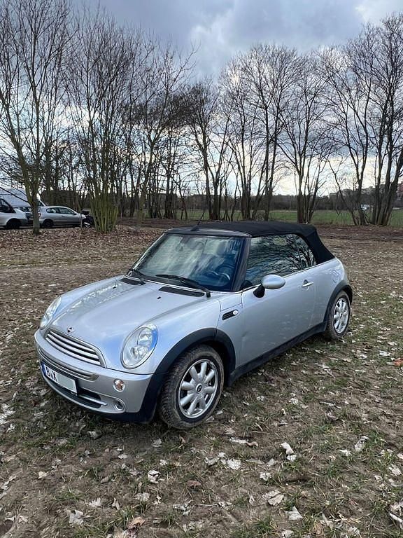 Second-hand Mini Cooper Cabriolet 116 CP (85 kW) 2006 Argintiu Cabrio