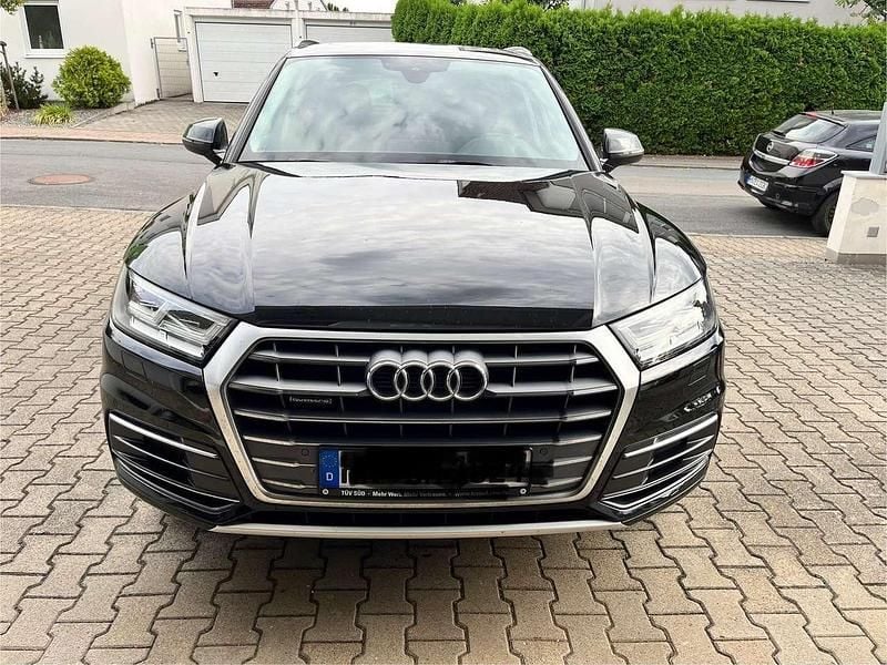 Schwarz Gebraucht 2018 Audi Q5 SUV | 34.950 € (Fairer Preis) - Bild 1/4