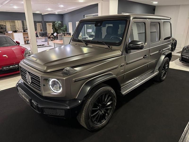 Grau Gebraucht 2020 Mercedes G400 AMG line SUV | 124.900 € (Teuer) - Bild 1/4