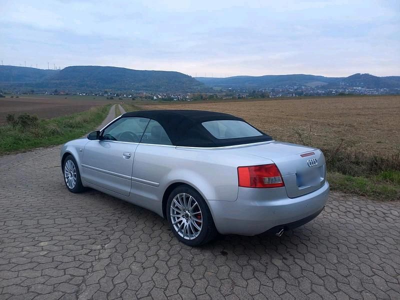 Gebraucht Audi A4 Cabriolet 163 PS (119 kW) 2004 Silber Cabrio
