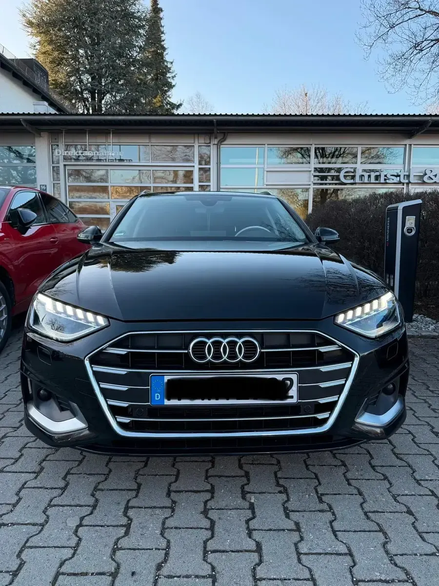 Usata Audi A4 Advanced 163 CV (119 kW) 2023 Nero Station wagon