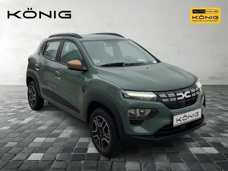 Gebraucht Dacia Spring Extreme 47 kW (65 PS) 2023 Olivgrün Kleinwagen