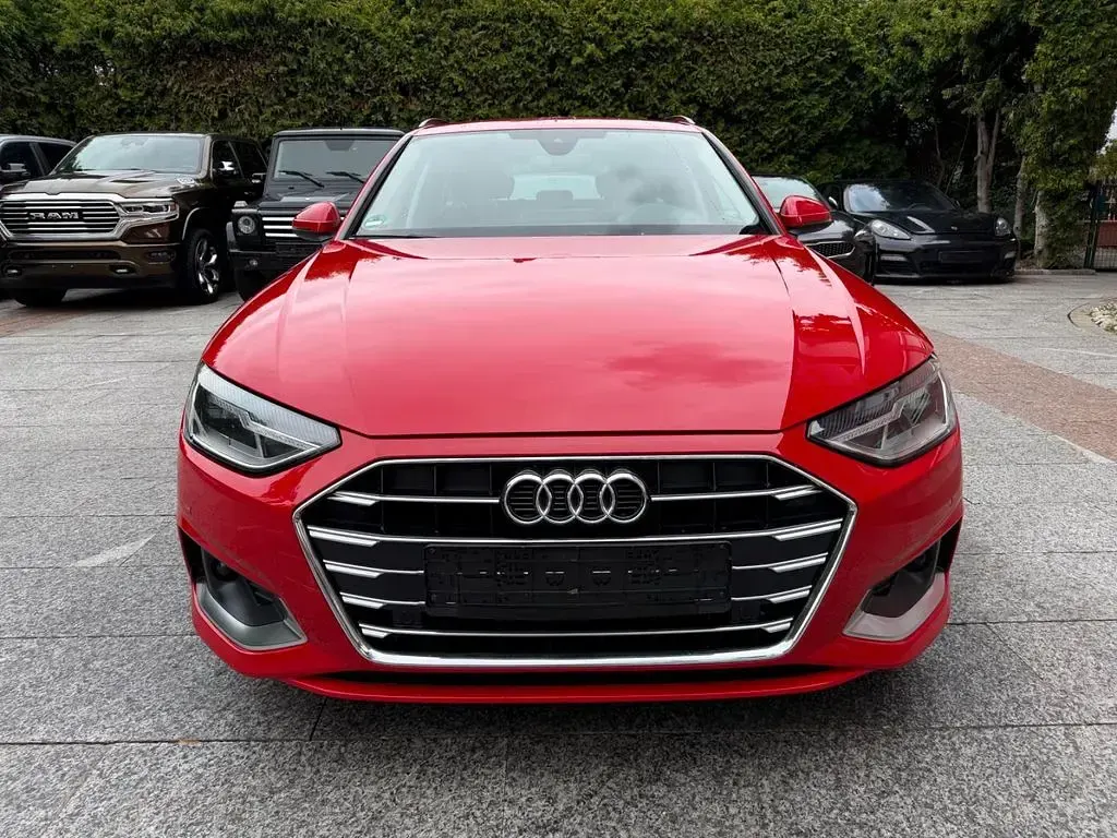 Gebraucht Audi A4 Advanced Plus 204 PS (150 kW) 2021 Rot Kombi