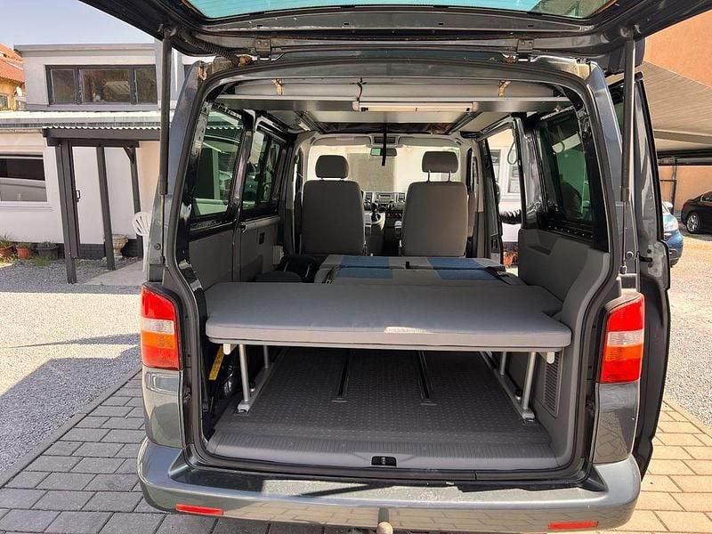 Usata VW T5 Beach 131 CV (96 kW) 2007 Grigio Furgone