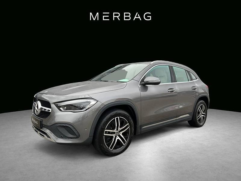 Metalliclack mountaingrau Gebraucht 2023 Mercedes GLA250 SUV | 37.900 € (Guter Preis) - Bild 1/4