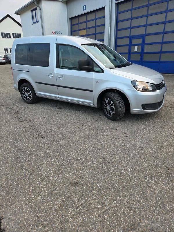 Gebraucht VW Caddy 105 PS (77 kW) 2011 Silber Van / Kleinbus