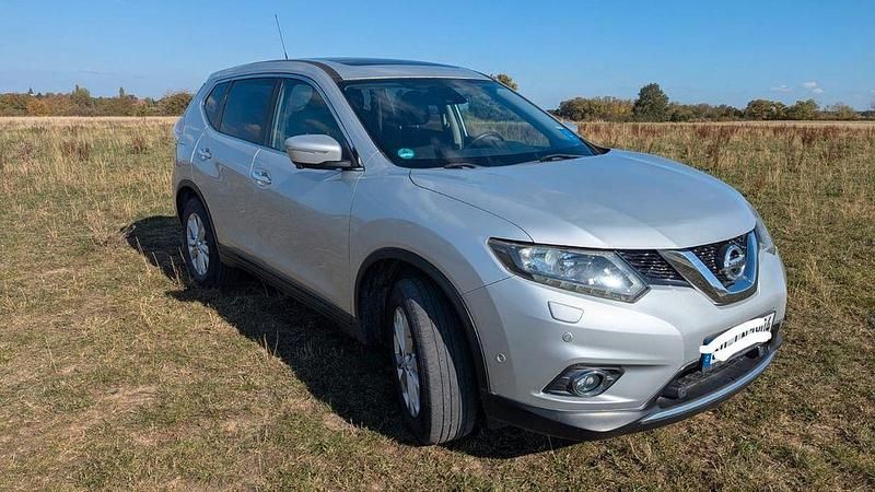 Silber Gebraucht 2014 Nissan X-Trail 360º SUV | 14.590 € (Fairer Preis) - Bild 1/4