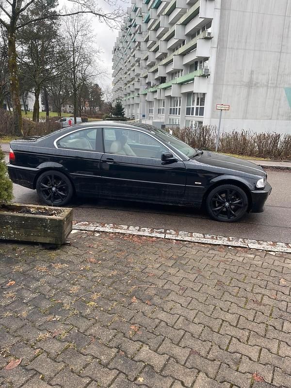 Gebraucht BMW 320 150 PS (110 kW) 1999 Schwarz Coupé
