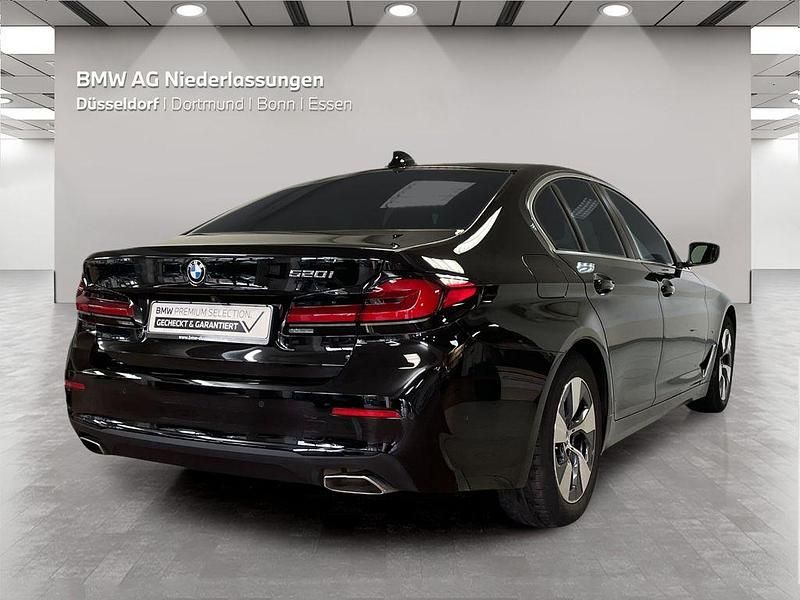 Gebraucht BMW 520 184 PS (135 kW) 2023 Schwarz Limousine