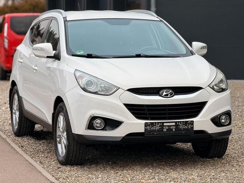 Gebraucht Hyundai ix35 Edition 135 PS (99 kW) 2012 Weiß SUV