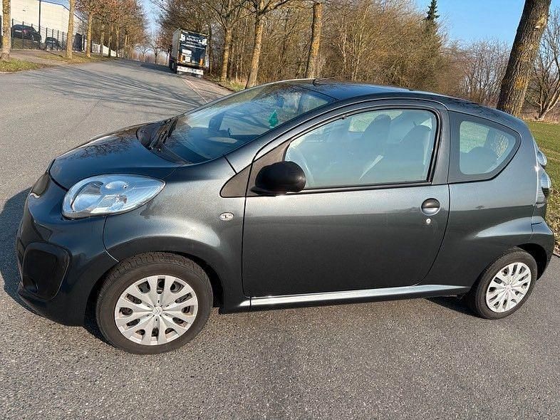 Gebraucht Citroën C1 68 PS (50 kW) 2012 Grau Kleinwagen