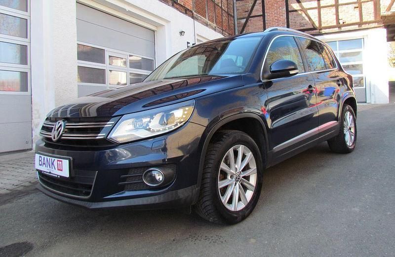 Blau Gebraucht 2012 VW Tiguan Style SUV | 8.990 € (Guter Preis) - Bild 1/4