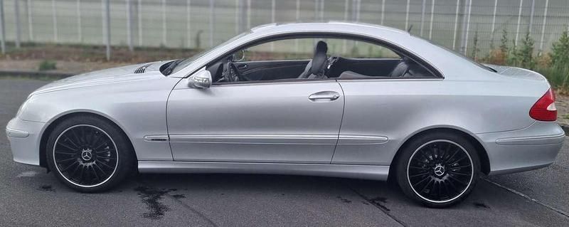 Gebraucht Mercedes CLK200 Elegance 163 PS (119 kW) 2005 Silber Coupé