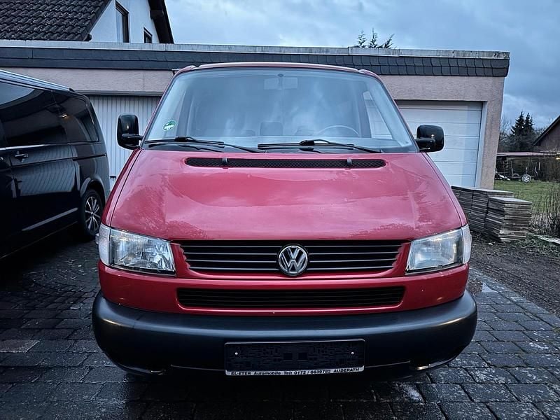 Second-hand VW T4 110 CP (80 kW) 1996 Roșu Van
