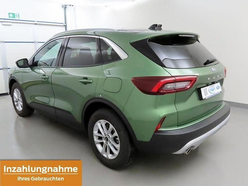 Gebraucht Ford Kuga Titanium 150 PS (110 kW) 2024 Burstinggreen SUV
