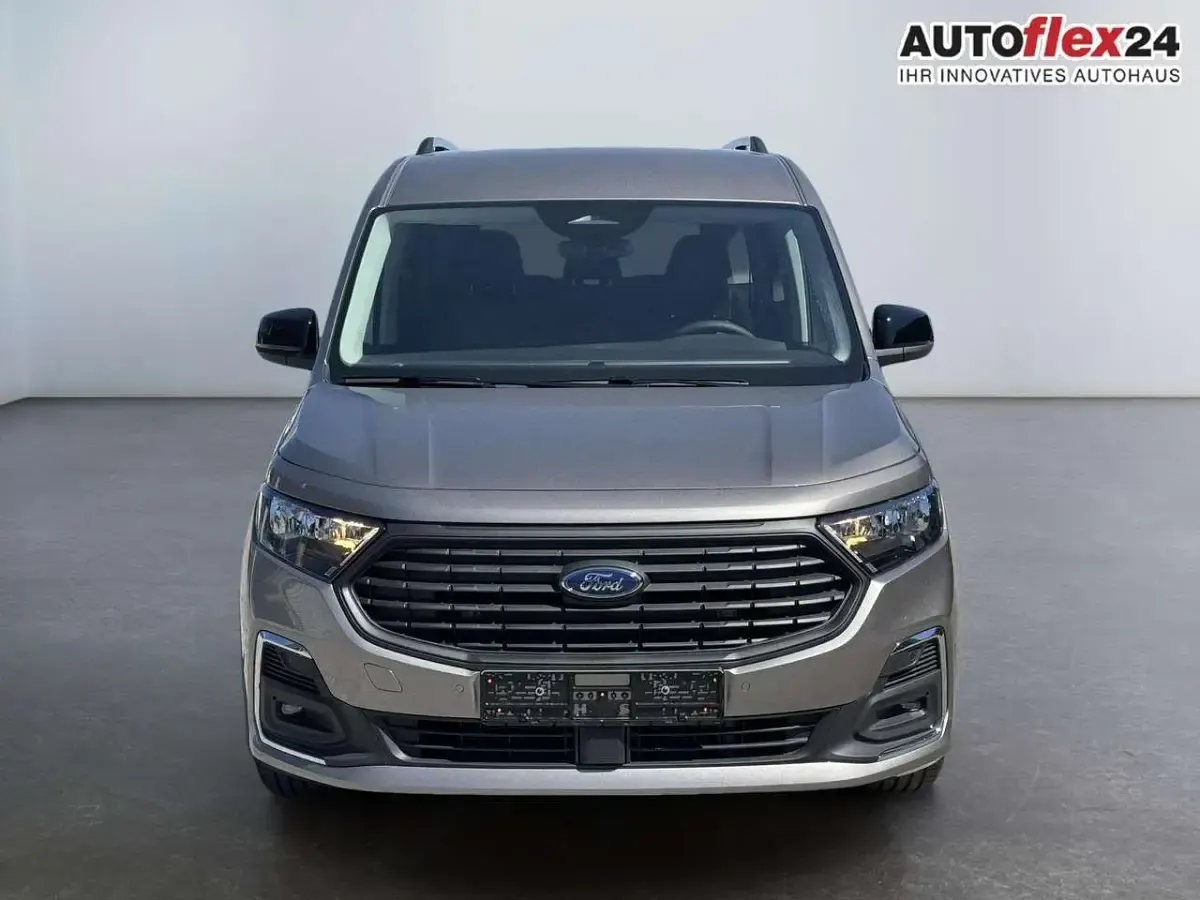 Neu Ford Tourneo Titanium 116 PS (85 kW) 2026 Dusky silber metallic Van / Kleinbus