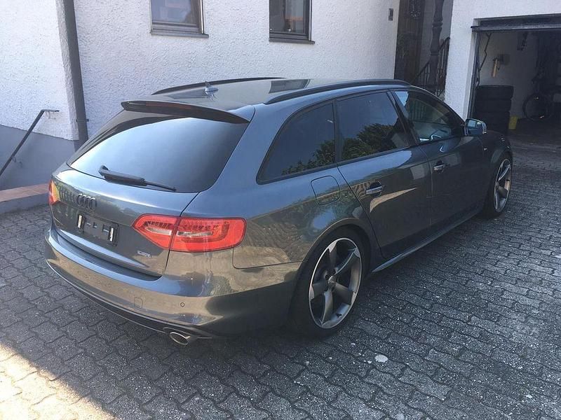 Gebraucht Audi A4 S-Line 245 PS (180 kW) 2015 Grau Kombi