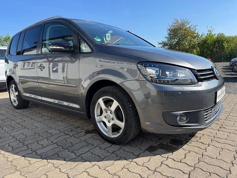 Gebraucht VW Touran Style 140 PS (102 kW) 2012 Grau Van / Kleinbus
