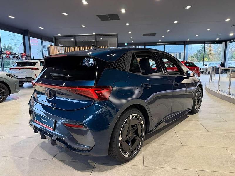 Neu Cupra Born 169 kW (231 PS) 2025 Blue (metallic) Kleinwagen