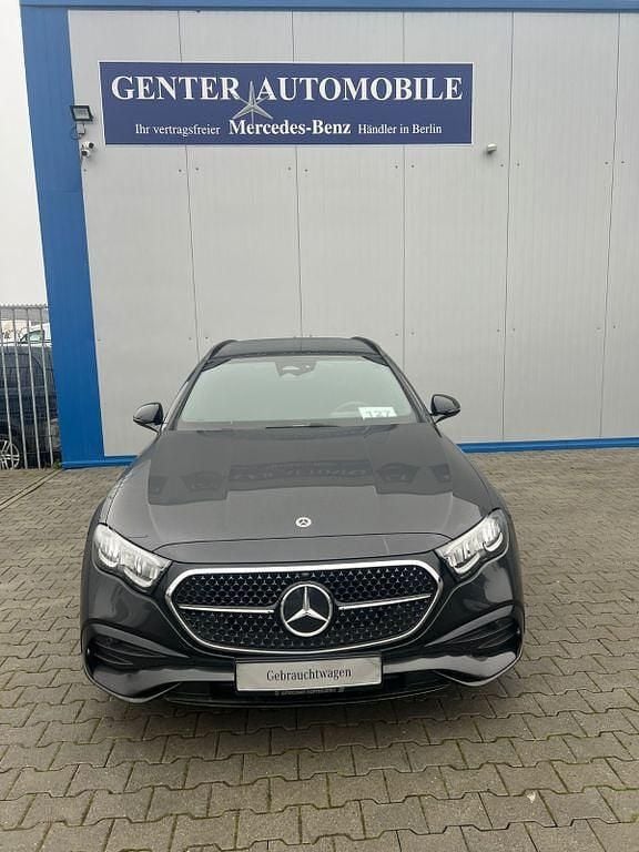 Gebraucht Mercedes E200 AMG line 204 PS (150 kW) 2024 Grau Limousine
