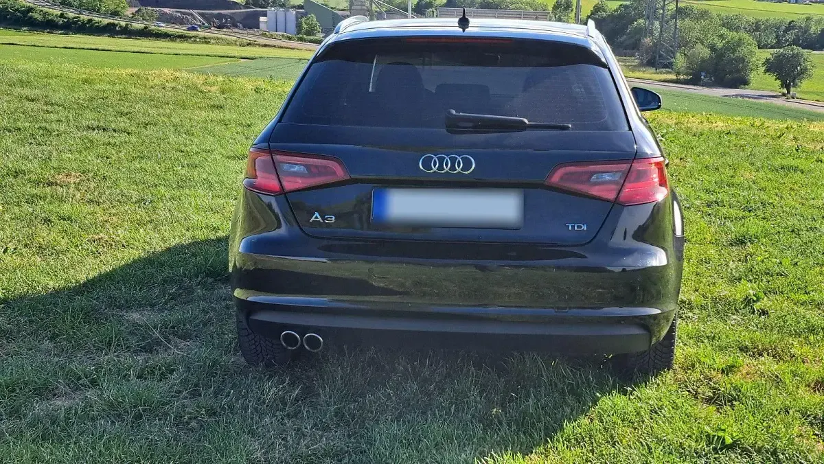 Gebraucht Audi A3 Ambiente 150 PS (110 kW) 2016 Limousine