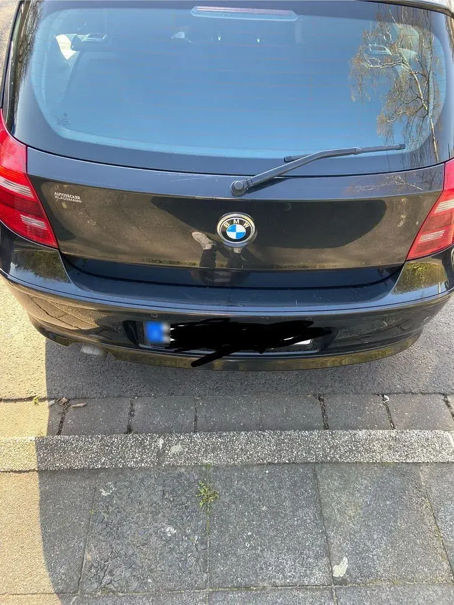 Gebraucht BMW 116 116 PS (85 kW) 2010 Schwarz Kleinwagen