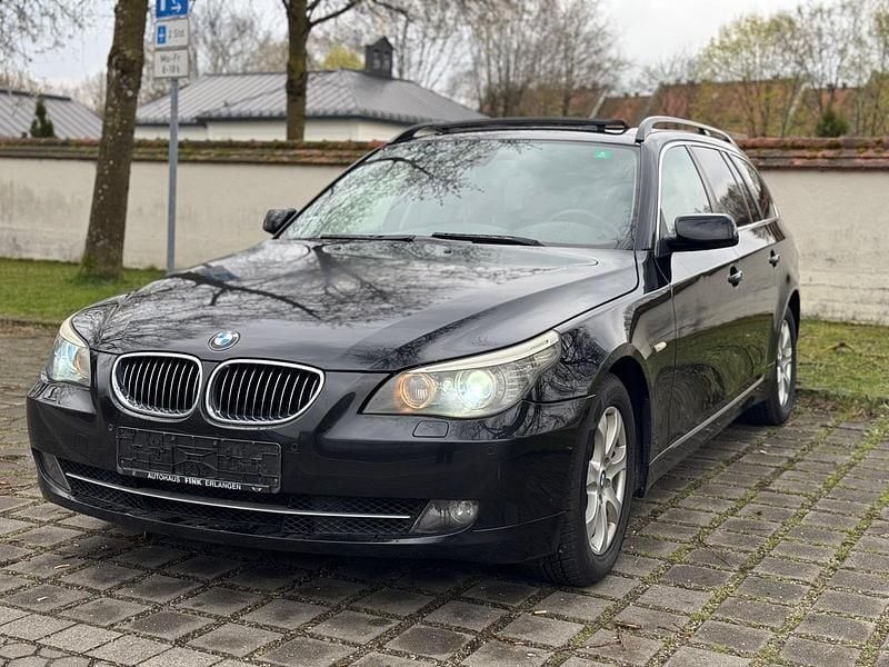 Gebraucht BMW 525 197 PS (144 kW) 2007 Schwarz Kombi