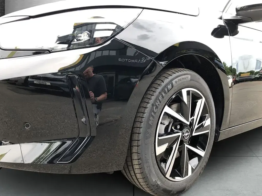 Neu Opel Corsa 110 PS (80 kW) 2025 Schwarz Kleinwagen