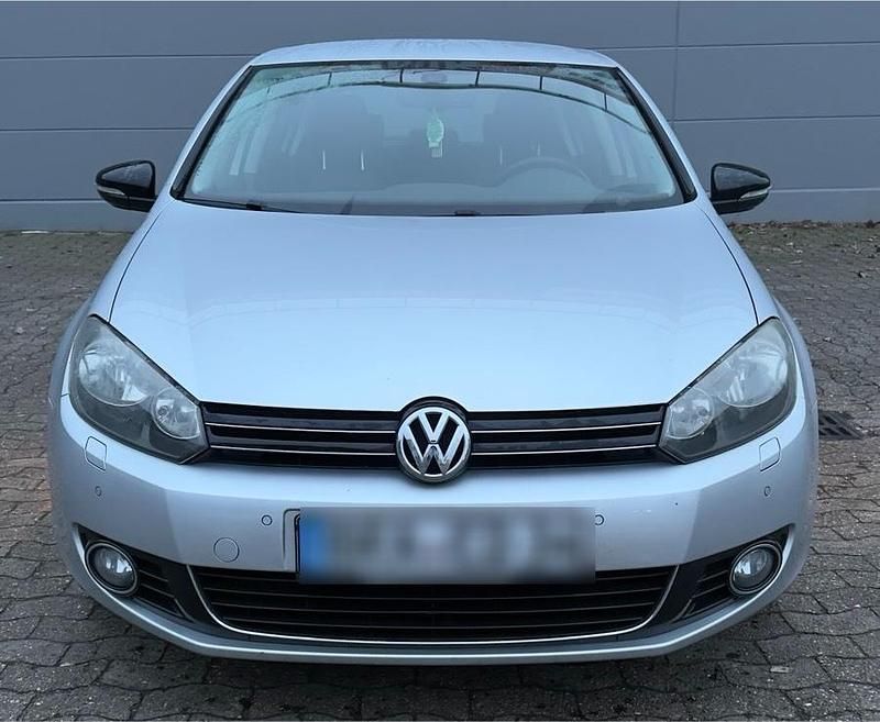 Gebraucht VW Golf VI Style 85 PS (62 kW) 2012 Silber Kleinwagen