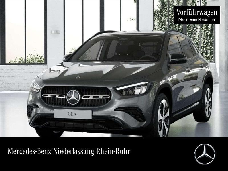 Gebraucht Mercedes GLA180 Progressive 136 PS (100 kW) 2025 Grau SUV