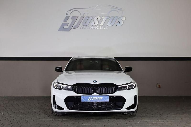 Gebraucht BMW 330 Performance 258 PS (189 kW) 2024 Weiß Limousine