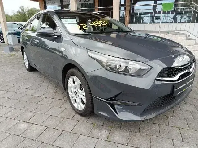 Gebraucht Kia Ceed Sportswagon Vision 140 PS (102 kW) 2025 Grau Kombi