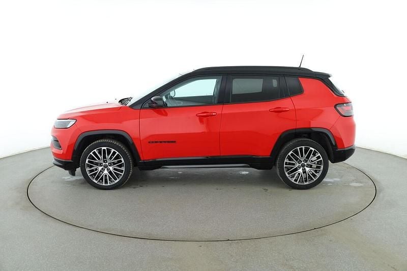 Gebraucht Jeep Compass Altitude 129 PS (94 kW) 2024 Rot SUV