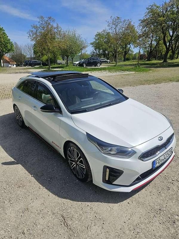 Gebraucht Kia ProCeed GT 204 PS (150 kW) 2021 Kleinwagen