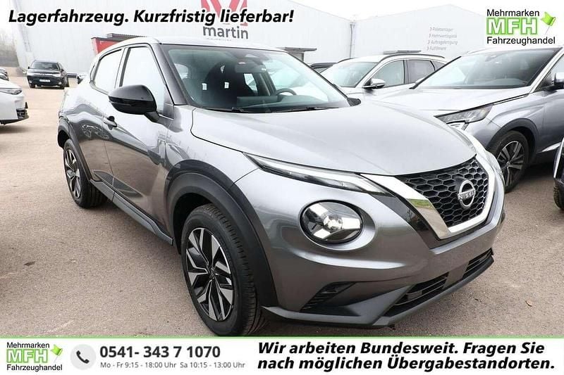 Dark grey metallic Neu 2025 Nissan Juke Acenta SUV | 20.643 € (Superpreis) - Bild 1/4