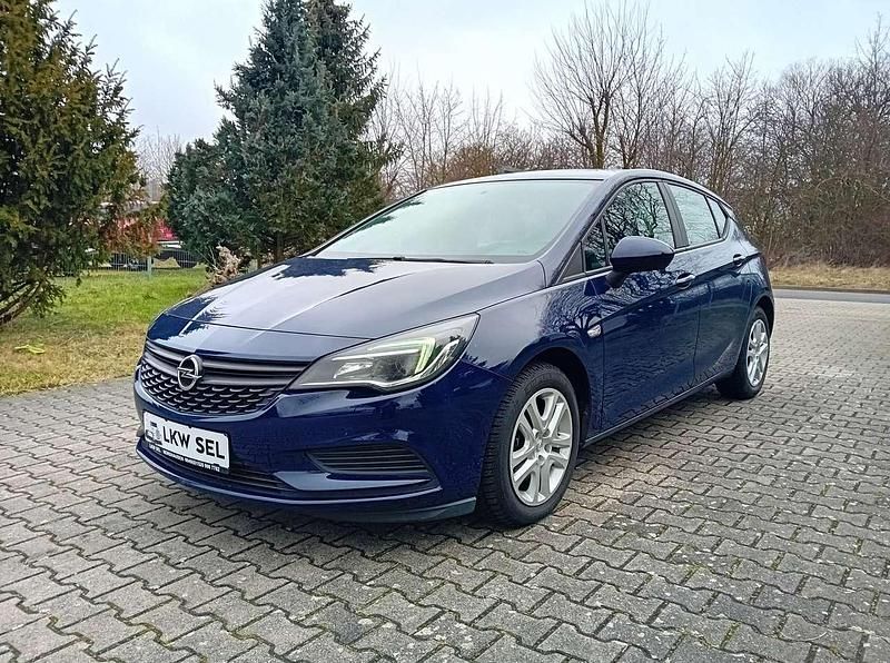 Gebraucht Opel Astra Selection 110 PS (80 kW) 2016 Blau Limousine