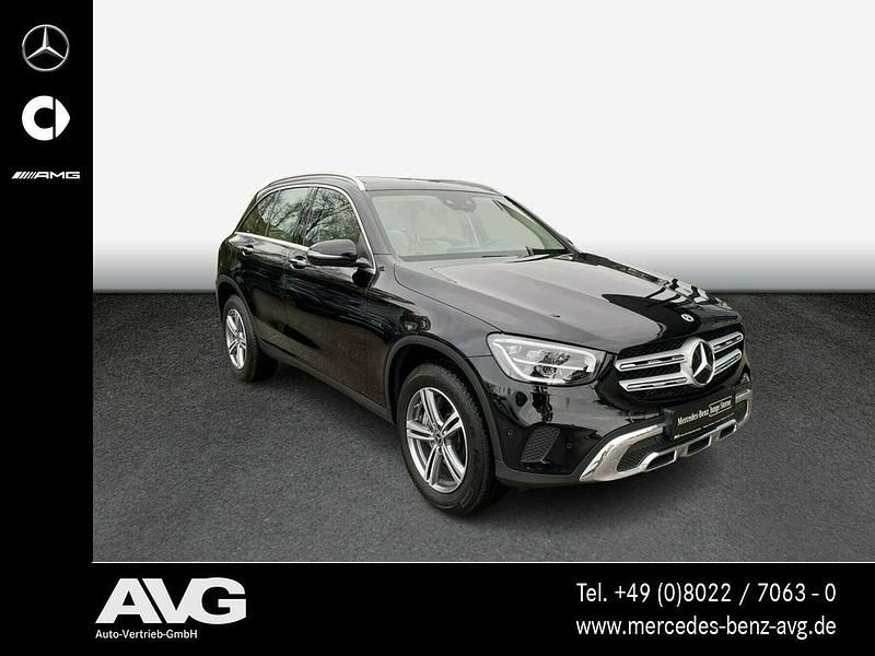 Gebraucht Mercedes GLC300e Advanced 320 PS (235 kW) 2020 Unilack schwarz SUV