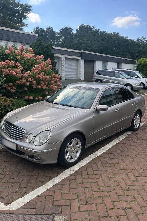 Gebraucht Mercedes E280 Elegance 177 PS (130 kW) 2005 Beige Limousine