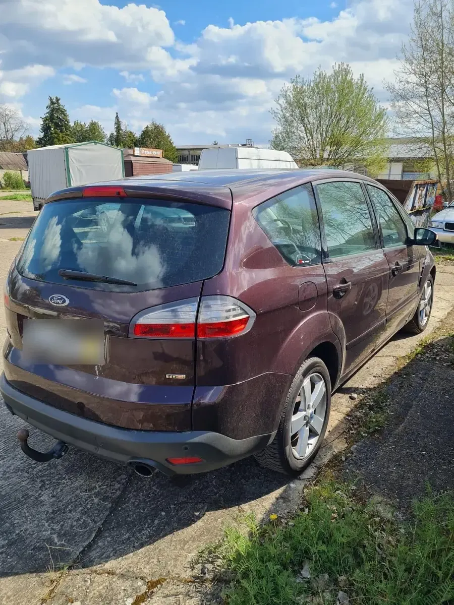 Gebraucht Ford Galaxy 170 PS (125 kW) 2011 Rot Van / Kleinbus