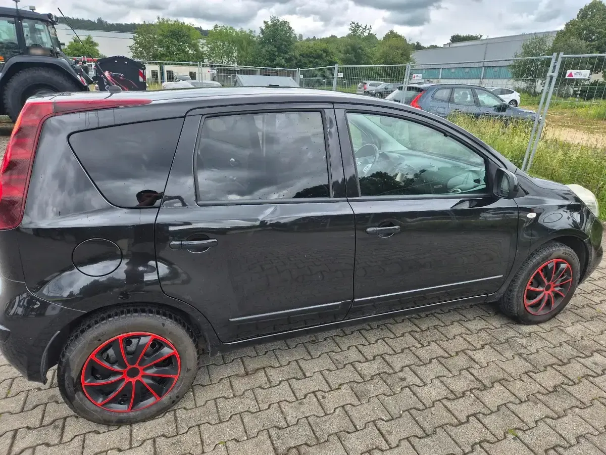 Gebraucht Nissan Note 110 PS (80 kW) 2013 Schwarz Kleinwagen
